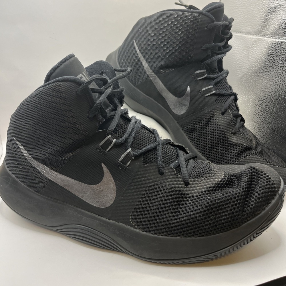 Nike Air Precision Men's US 12 Black Gray Mid Top Basketball Shoes Sports